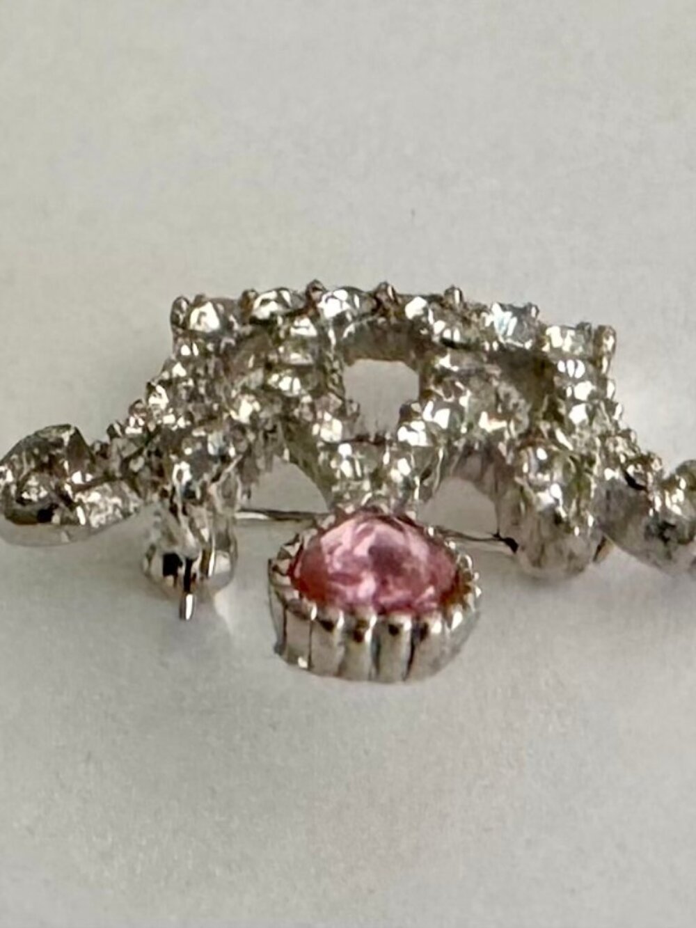 Vintage Silver Tone Rhinestone Crown Brooch Pink Heart Crystal Pin, MINT! - Picture 3 of 9